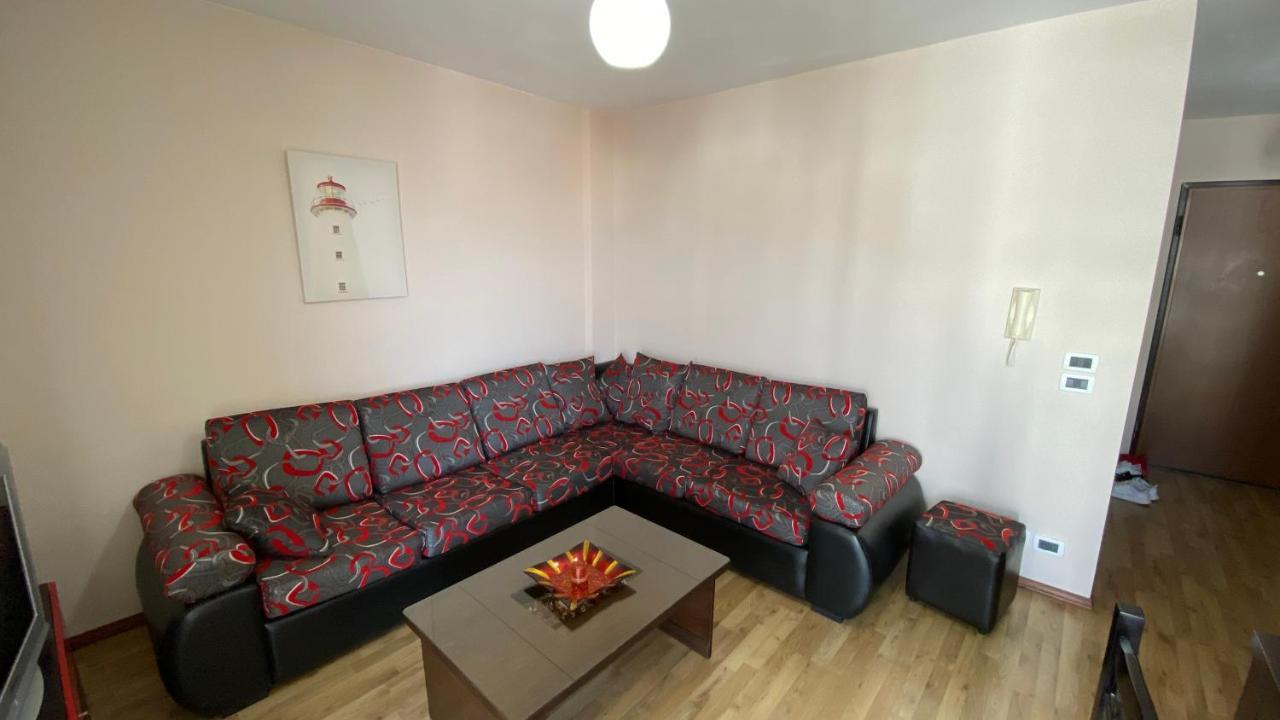 Ami Apartments Sarandë エクステリア 写真
